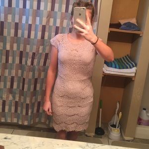 Lace body con dress!